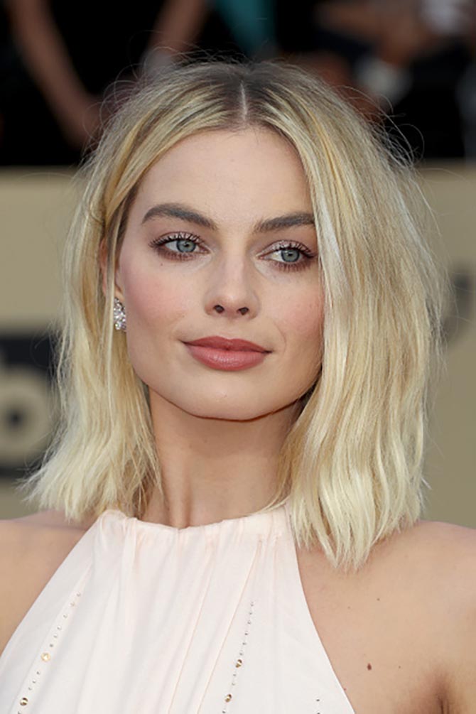 LOS ANGELES, CA - JANUARY 21: Actor Margot Robbie attends the 24th Annual Screen Actors Guild Awards at The Shrine Auditorium on January 21, 2018 in Los Angeles, California. 27522_017 (Photo by Frederick M. Brown/Getty Images)