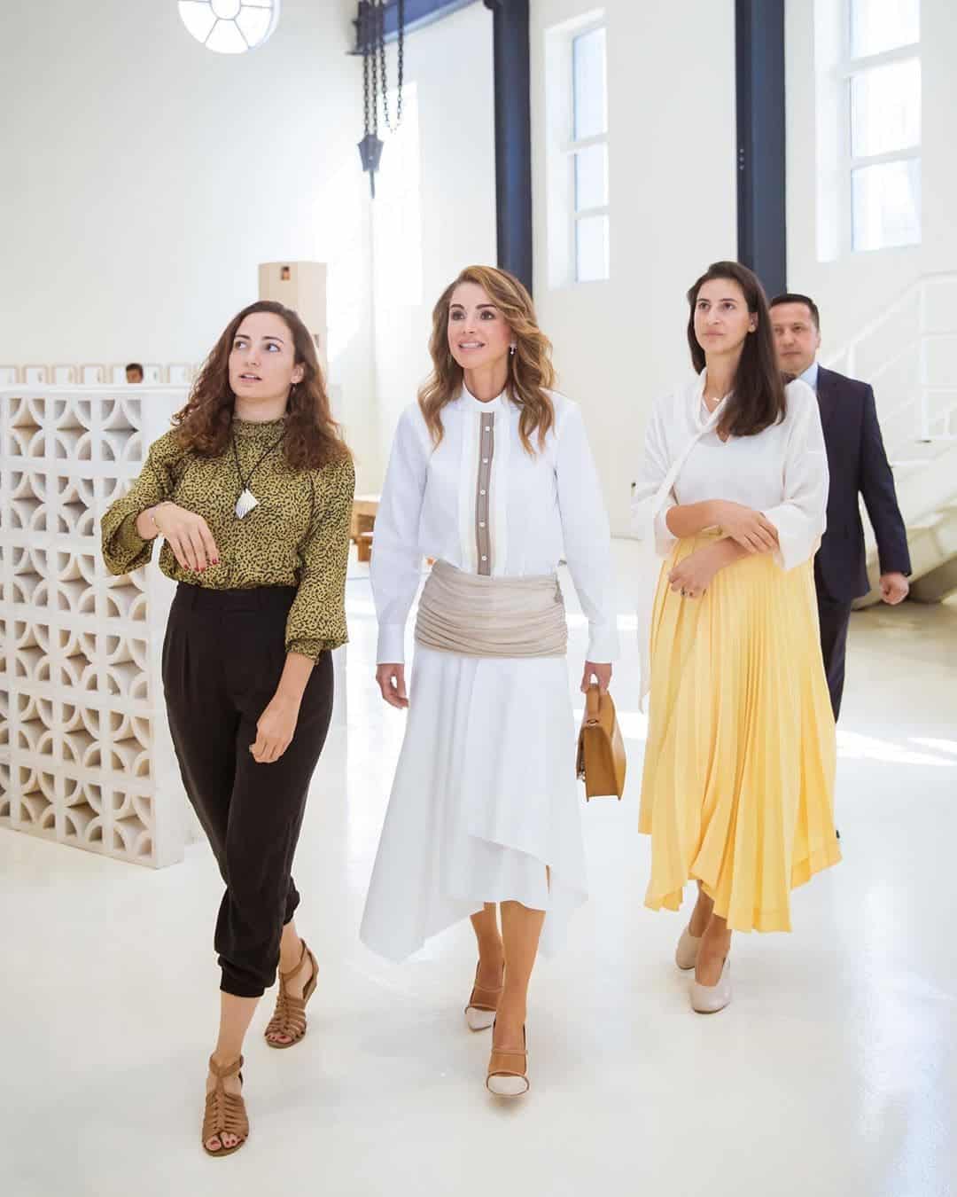 اجمل اطلالات الملكة رانيا
