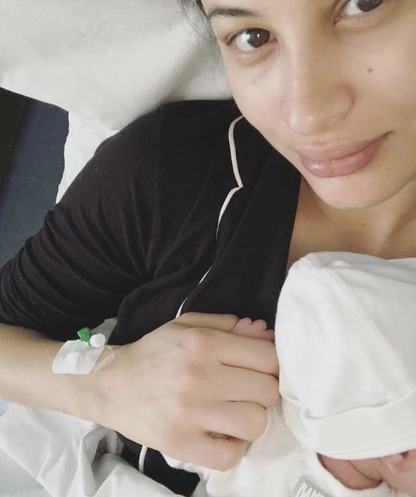 ريم السعيدي تستقبل مولودتها الثانية آية صوفيا